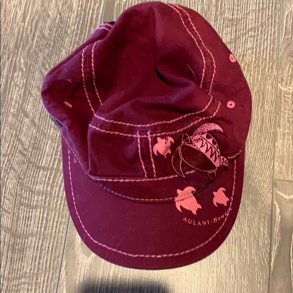aulani hat